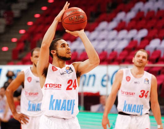 Cameron Hunt s Oliver Würzburg, 24 was his teams second-best scorer with 16 points Telekom Baskets Bonn vs s Oliver Wuerzburg, mens, basketball, 1 Bundesliga, 12 Spieltag, 2020 2021, 09 01 2021 Telekom Baskets Bonn vs s Oliver Wuerzburg, mens, basketball, 1 Bundesliga, 12 Spieltag, 2020 2021, 09 01 2021 Bonn Copyright: xJulianxMeusel Eibner-Pressefotox EP_JML
