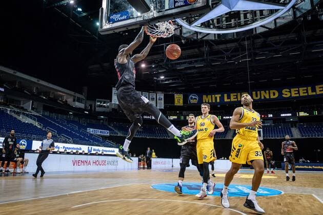 Basketball Berlin 10 01 2021 Season 2020 2021 easyCredit BBL 1 Bundesliga Alba Berlin JobStairs GIESSEN 46ers Brandon Bowman Giessen, No 15