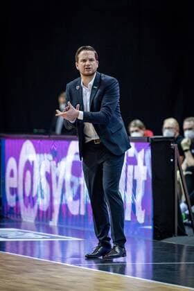 Basketball Berlin 10 01 2021 Season 2020 2021 easyCredit BBL 1 Bundesliga Alba Berlin JobStairs GIESSEN 46ers Rolf Scholz Giessen, coach