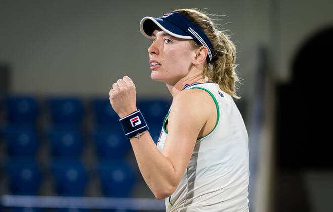January 10, 2021, Abu Dhabi, UNITED ARAB EMIRATES: Ekaterina Alexandrova of Russia in action during her third round match at the 2021 Abu Dhabi WTA, Tennis Damen Womens Tennis Open WTA 500 tournament against Elina Svitolina of the Ukraine Abu Dhabi UNITED ARAB EMIRATES - ZUMAa181 20210110_zaa_a181_235 Copyright: xRobxPrangex