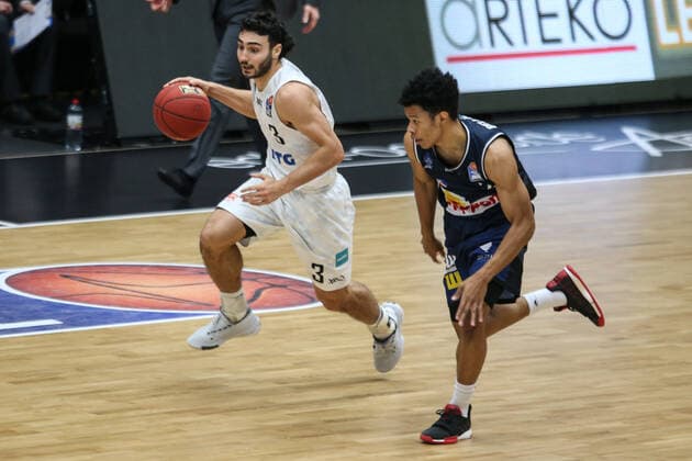 Basketball Germany, 1 Bundesliga, Hamburg Towers HAKRO Merlins Crailsheim, Hamburg, 10 01 2021 Max DiLeo Towers, l