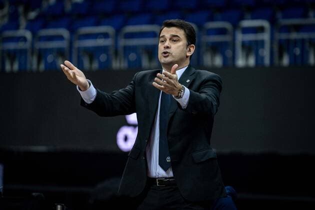 Basketball Berlin 10 01 2021 Season 2020 2021 easyCredit BBL 1 Bundesliga Alba Berlin JobStairs GIESSEN 46ers Israel Gonzalez Alba Berlin, assistant coach