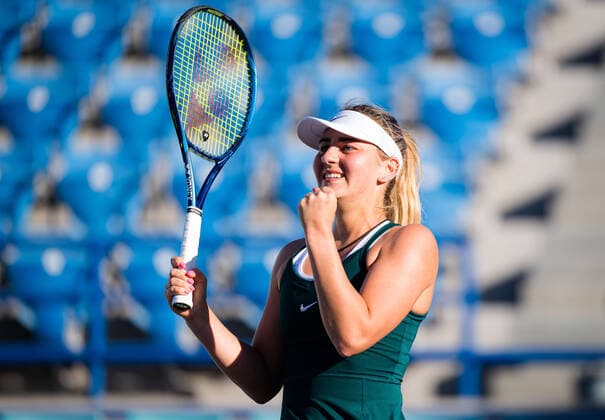 January 11, 2021, Abu Dhabi, UNITED ARAB EMIRATES: Marta Kostyuk of Ukraine celebrates after winning her quarter final match at the 2021 Abu Dhabi WTA, Tennis Damen Womens Tennis Open WTA 500 tournament against Sara Sorribes Tormo of Spain Abu Dhabi UNITED ARAB EMIRATES - ZUMAa181 20210111_zaa_a181_075 Copyright: xRobxPrangex