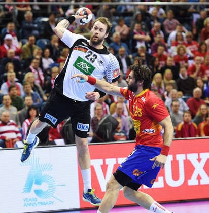 Krakow, Poland 31 January 2016 EHF Euro 2016 Final Germany vs Spain v li in duel Steffen Fäth Faeth Germany HSG Wetzlar and Antonio Jesus Garcia Spain Tauron Arena Copyright: xFotostandx xWolfx