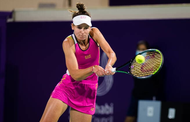January 11, 2021, Abu Dhabi, UNITED ARAB EMIRATES: Veronika Kudermetova of Russia in action during her quarter final match at the 2021 Abu Dhabi WTA, Tennis Damen Womens Tennis Open WTA 500 tournament againt Elina Svitolina of the Ukraine Abu Dhabi UNITED ARAB EMIRATES - ZUMAa181 20210111_zaa_a181_085 Copyright: xRobxPrangex