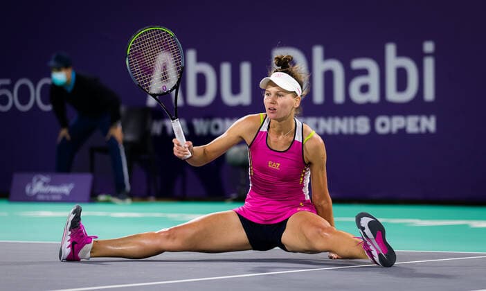 January 11, 2021, Abu Dhabi, UNITED ARAB EMIRATES: Veronika Kudermetova of Russia in action during her quarter final match at the 2021 Abu Dhabi WTA, Tennis Damen Womens Tennis Open WTA 500 tournament againt Elina Svitolina of the Ukraine Abu Dhabi UNITED ARAB EMIRATES - ZUMAa181 20210111_zaa_a181_106 Copyright: xRobxPrangex