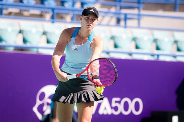January 11, 2021, Abu Dhabi, UNITED ARAB EMIRATES: Elena Rybakina of Kazakhstan in action during her quarter final match at the 2021 Abu Dhabi WTA, Tennis Damen Womens Tennis Open WTA 500 tournament against Aryna Sabalenka of Belarus Abu Dhabi UNITED ARAB EMIRATES - ZUMAa181 20210111_zaa_a181_116 Copyright: xRobxPrangex