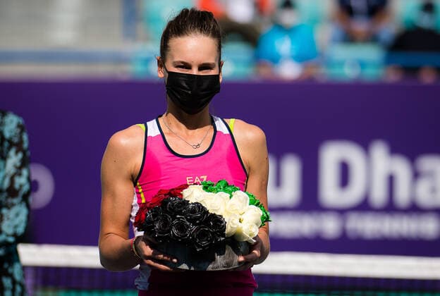 January 13, 2021, Abu Dhabi, UNITED ARAB EMIRATES: Veronika Kudermetova of Russia with her runner-up flowers after the final of the 2021 Abu Dhabi WTA, Tennis Damen Womens Tennis Open WTA 500 tournament against Aryna Sabalenka of Belarus Abu Dhabi UNITED ARAB EMIRATES - ZUMAa181 20210113_zaa_a181_060 Copyright: xRobxPrangex
