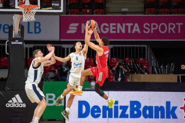 Kevin Pangos 4 Zenit St Petersburg , Wade Baldwin 2 FC Bayern , FC Bayern Basketball vs Zenit St Petersburg, Basketball, Euroleague, 13 01 2021 Muenchen Bayern Germany Copyright: xkolbert-press UlrichxGamelx