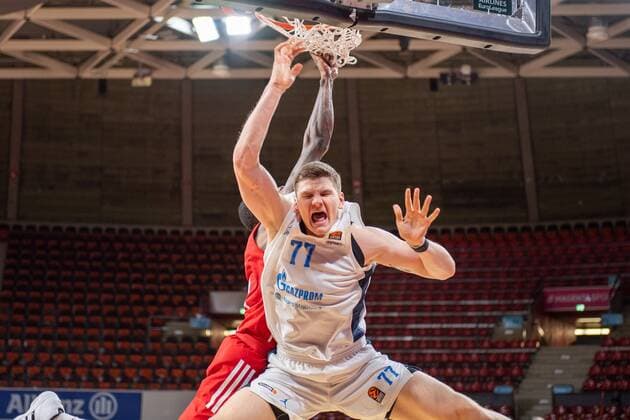 Arturas Gudaitis 77 Zenit St Petersburg in pain, FC Bayern Basketball vs Zenit St Petersburg, Basketball, Euroleague, 13 01 2021 Muenchen Bayern Germany Copyright: xkolbert-press UlrichxGamelx
