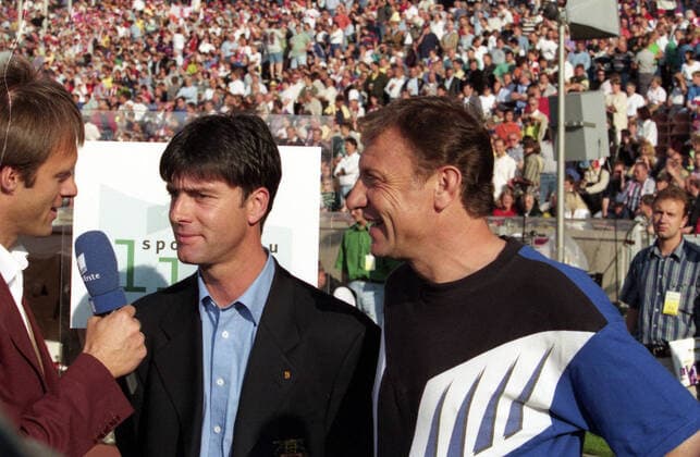 14 06 97 DFB Cup Final 1997 VfB Stuttgart FC Energie Cottbus Germany, Berlin, 14 06 1997, Football, DFB Cup, Season 1996 1997, Final Berlin, VfB Stuttgart FC Energie Cottbus 2 0 v l Joachim Löw Coach VfB Stuttgart , Eduard Geyer Coach FC Energie Cottbus