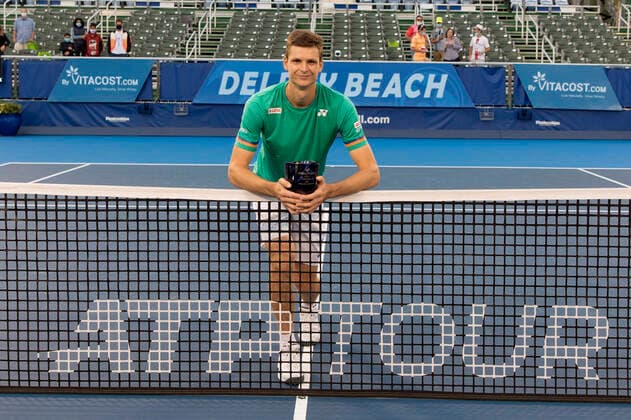 January 13, 2021, Delray Beach, Florida, United States: Hubert Hurkacz(POL) poses with the champions trophy after defeating Sebastian Korda(USA) 63 63 during the finals at the 2021 Delray Beach Open by Vitacost.com. Delray Beach United States - ZUMApa3_ 0109882001st Copyright: xAndrewxPatronx