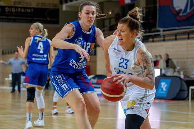 Klaudia Grudzien 23, GISA Lions SV Halle and Johanna Klug Marburg GISA Lions SV Halle vs BC Pharmaserv Marburg Basketball 1 Bundesliga ERDGAS Sportarena Halle Saale 13 01 2021 Photo Holger John Sachsen Anhalt Germany ERDGAS Sportarena Halle Saale