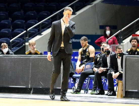 Löwen Braunschweig vs MBC, BBL Braunschweig, 14 01 2021, BASKETBALL easyCredit BBL Basketball Bundesliga, Löwen Braunschweig vs SYNTAINICS Mitteldeutsche Basketball Club, season 2020 21 head coach Pete Strobl Löwen Braunschweig Braunschweig