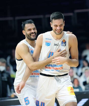 David Brembly Syntainics MBC , Benedikt Turudic Syntainics MBC are happy about the victory.