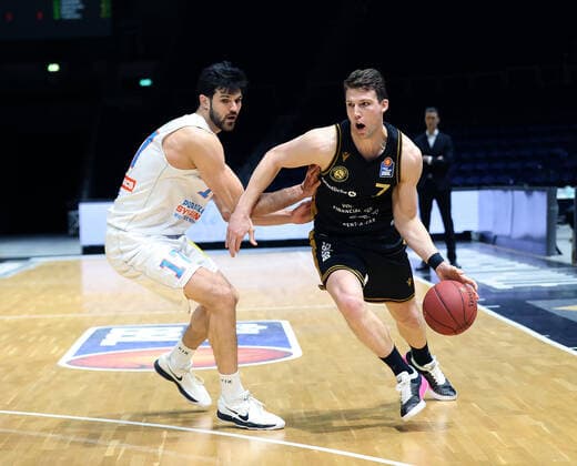 Lukas Meisner Basketball Loewen Braunschweig , Aleksandar Marelja Syntainics MBC