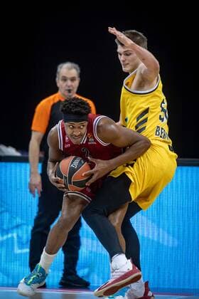 Basketball Berlin 14 01 2021 Season 2020 2021 Euroleague Regular Season Alba Berlin vs AX Armani Exchange Milan Zach LeDay Milan, No 02 Ben Lammers Alba Berlin, No 50
