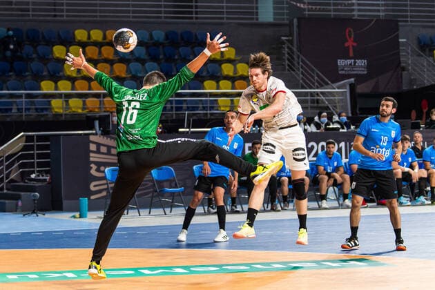 210115 Tobias Reichmann of Germany during the 2021 IHF World Handball Championship match between Germany and Uruguay on January 15, 2021 in Giza Photo Mathias Bergeld BILDBYRAN COP 200 MB0087 handball handball handball germany germany uruguay bbeng vm handball vm handbolls vm ihf handball world championship world handball championship 2021 world championship 2021,  Copyright: MATHIASxBERGELD BB210115MB007