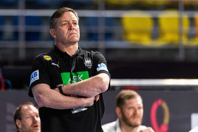 210115 Alfred Gislason, head coach of Germany during the 2021 IHF World Handball Championship match between Germany and Uruguay on January 15, 2021 in Giza Photo Mathias Bergeld BILDBYRAN COP 200 MB0087 handball handball handball germany germany uruguay bbeng vm handball vm handbolls vm ihf handball world championship world handball championship 2021 world championship 2021,  Copyright: MATHIASxBERGELD BB210115MB036