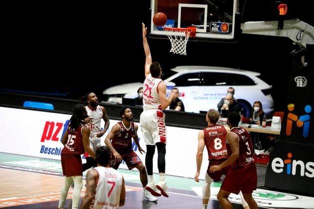 15 01 2021, easyCredit Basketball Bundesliga, BBL, season 2020 2021, men, Chemnitz Niners Telekom Baskets Bonn Leon Kratzer, Telekom Baskets Bonn Chemnitz Messe Chemnitz Sachsen Germany
