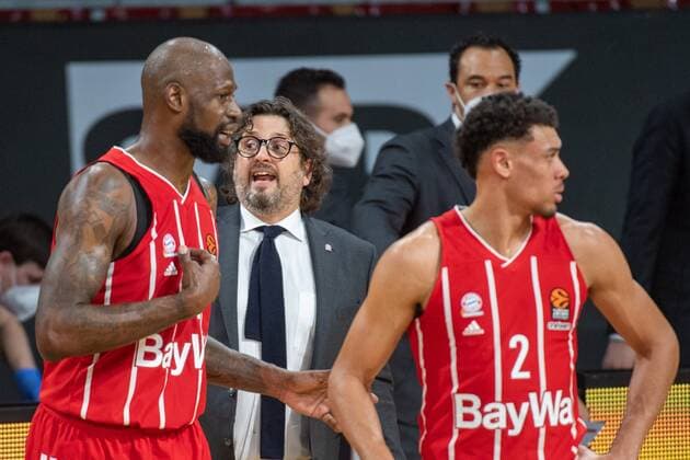 James Gist 21 FC Bayern , Head Coach Andrea Trinchieri FC Bayern , FC Bayern Basketball vs Real Madrid, Basketball, Euroleague, 15 01 2021 Muenchen Bayern Germany Copyright: xkolbert-press UlrichxGamelx