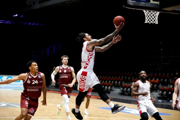 15 01 2021, easyCredit Basketball Bundesliga, BBL, season 2020 2021, men, Chemnitz Niners Telekom Baskets Bonn Chris Babb, Telekom Baskets Bonn Chemnitz Fair Chemnitz Saxony Germany