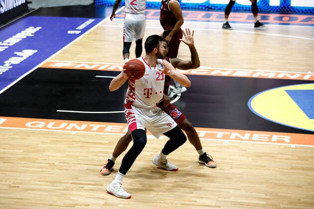 15 01 2021, easyCredit Basketball Bundesliga, BBL, season 2020 2021, men, Chemnitz Niners Telekom Baskets Bonn Leon Kratzer, Telekom Baskets Bonn Chemnitz Messe Chemnitz Sachsen Germany
