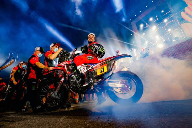 Benavides Kevin (arg), Honda, Monster Energy Honda Team 2021, Motul, Moto, Bike, portrait during the finishing podium ceremony at the King Abdullah International Stadium in Jeddah, in Saudi Arabia on January 15, 2021 AUTOMOBILE : DAKAR 2021 - Arabie saoudite - Podiums - 15 01 2021 DPPI Panoramic 