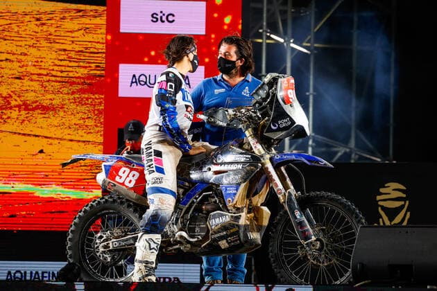 Garcia Sara (esp), Yamaha, Pont Grup Yamaha, Original by Motul, Moto, Bike, portrait during the finishing podium ceremony at the King Abdullah International Stadium in Jeddah, in Saudi Arabia on January 15, 2021 AUTOMOBILE : DAKAR 2021 - Arabie saoudite - Podiums - 15 01 2021 DPPI Panoramic 