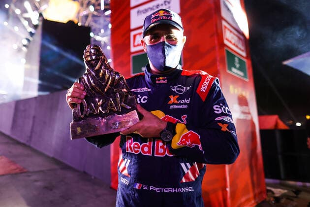 Peterhansel Stephane (fra), Mini, X-Raid Mini JCW Team, Auto, portrait during the finishing podium ceremony at the King Abdullah International Stadium in Jeddah, in Saudi Arabia on January 15, 2021 AUTOMOBILE : DAKAR 2021 - Arabie saoudite - Podiums - 15 01 2021 DPPI Panoramic 