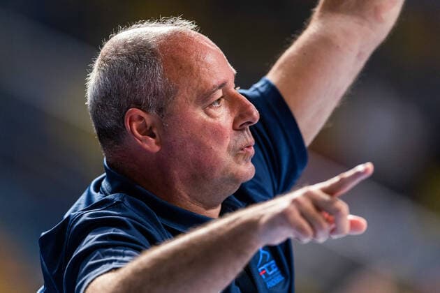 210115 JosÃ Tomaz, head coach of Cape Verde during the 2021 IHF World Handball Championship match between Hungary and Cape Verde on January 15, 2021 in Giza Photo Mathias Bergeld BILDBYRAN COP 200 MB0088 handball handboll handball hungary ungern cape verde kap verde bbeng vm handball vm handbolls vm ihf handball world championship world handball championship 2021 world championship 2021,  Copyright: MATHIASxBERGELD BB210115MB059
