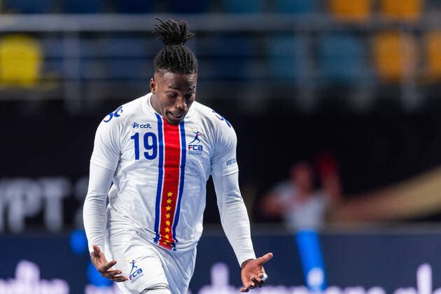 210115 Admilson Estaliny Furtado of Cape Verde celebrates during the 2021 IHF World Handball Championship match between Hungary and Cape Verde on January 15, 2021 in Giza Photo Mathias Bergeld BILDBYRAN COP 200 MB0088 handball handboll handball hungary ungern cape verde kap verde bbeng vm handball vm handbolls vm ihf handball world championship world handball championship 2021 world championship 2021 cheer,  Copyright: MATHIASxBERGELD BB210115MB061