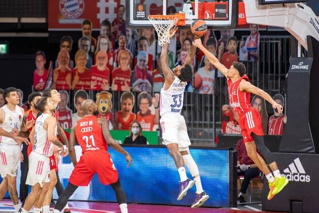Trey Thompkins 33 Real Madrid , Wade Baldwin 2 FC Bayern , FC Bayern Basketball vs Real Madrid, Basketball, Euroleague, 15 01 2021 Muenchen Bayern Germany Copyright: xkolbert-press UlrichxGamelx