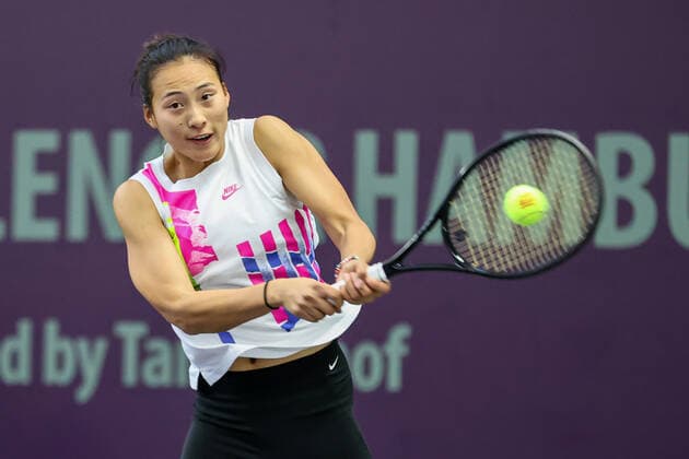 In the picture Qinwen ZHENG CHN Q Tennis Future Hamburg ITF W25 Hamburg, Hamburg, Tennis Verband Hamburg, 16 01 2021,