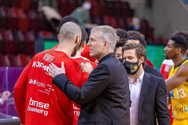 John Patrick MHP Riesen Ludwigsburg, Head Coach Josh King MHP Riesen Ludwigsburg, Assistant Coach ¨¨¨MHP Riesen Ludwigsburg vs Brose Bamberg, Basketball, Bundesliga, easy credit BBL, Spieltag 14, Spielzeit 2020 2021, 16 01 2021, ¨¨ MHP Riesen Ludwigsburg vs Brose Bamberg, Basketball, Bundesliga, easy credit BBL, Spieltag 13, Spielzeit 2020 2021, 16 01 2021 Ludwigsburg. Copyright: xNinaxSander xEibnerxPressefotoxIx EP_NSR
