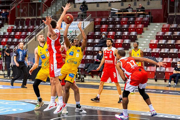 Ludwigsburg, Germany 16 January 2021 BBL 20 21 MHP Riesen Ludwigsburg vs Brose Bamberg Barry Brown Jr Ludwigsburg Ludwigsburg MHP Arena Baden Württemberg Germany