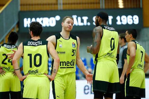 13 Matchday of the easyCredit BBL Basketball Bundesliga at Arena Hohenlohe in Ilshofen Season 2020 2021 HAKRO Merlins Crailsheim vs Medi Bayreuth Bastian Doreth Medi Bayreuth 10 left Osvaldas Olisevicius Medi Bayreuth 31 middle Dererk Pardon Medi Bayreuth 0 right