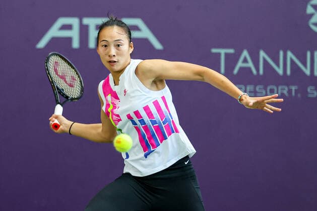In the picture Qinwen ZHENG CHN Q Winner 2021 Tennis Future Hamburg ITF W25 Hamburg, Hamburg, Tennis Verband Hamburg, 17 01 2021,