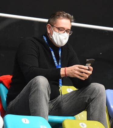 17 01 2021, xhbx, Basketball BBL Bundesliga, Frankfurt Skyliners s Oliver Würzburg emspor, v l Geschaeftsfuehrer Dr Gunnar Woebke Fraport Skyliners Frankfurt Frankfurt am Main