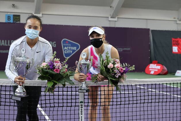 In the picture Qinwen ZHENG CHN Q winner 2021 and Linda FRUHVIRTOVA CZE JE 2 place Tennis Future Hamburg ITF W25 Hamburg, Hamburg, Tennis Verband Hamburg, 17 01 2021,