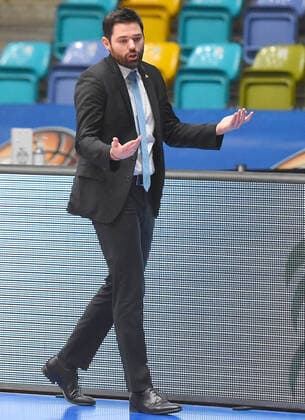 17 01 2021, xhbx, Basketball BBL Bundesliga, Frankfurt Skyliners s Oliver Würzburg emspor, v l coach Sebastian Gleim Head Coach, Fraport Skyliners Frankfurt Frankfurt am Main.