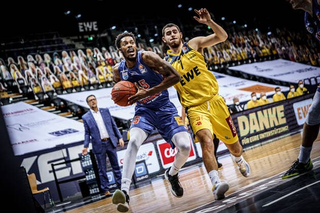 Basketball Oldenburg 17 01 2021 Season 2020 2021 easyCredit BBL 13 Matchday EWE Baskets Mitteldeutscher BC Basketball Oldenburg 17 01 2021 Season 2020 2021 easyCredit BBL 13 Matchday EWE Baskets Mitteldeutscher BC Shavon Coleman, No 15, MBC 7, Sebastian Herrera, EWE Baskets Oldenburg editorial use only commercial use only by arrangement with the photographer Oldenburg Germany