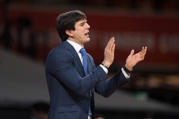Basketball, BBL, 20210117, FC Bayern München Hamburg Towers In the picture Head Coach of Hamburg Towers Pedro CALLES Munich Audi Dome Bayern Germany Copyright: Passion2Press MarkusxFischerx