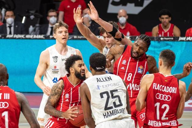 D Seeley 4 FC Bayern , Jalen Reynolds 8 FC Bayern , FC Bayern Basketball vs Hamburg Towers, BBL, 17 01 2021 Muenchen Bayern Germany Copyright: xkolbert-press UlrichxGamelx