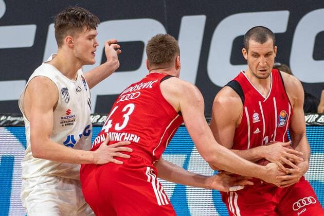 b43, Paul Zipser 16 FC Bayern , FC Bayern Basketball vs Hamburg Towers, BBL, 17 01 2021 Munich Bavaria Germany Copyright: xkolbert-press UlrichxGamelx