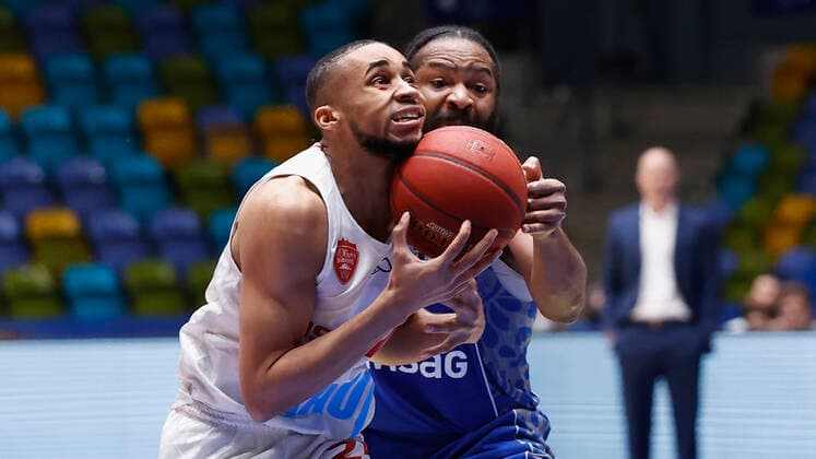 Germany, Frankfurt am Main, Fraport Arena, 17 01 2021, emspor, emonline, despor, deonline, FRAPORT SKYLINERS s Oliver Wuerzburg, Basketball, BBL picture f li Cameron Hunt s Oliver Wuerzburg and Quantez Robertson Fraport Skyliners , Copyright: HMBxMedia xHeikoxBecker