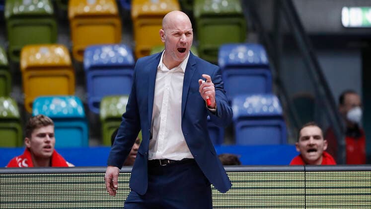 Germany, Frankfurt am Main, Fraport Arena, 17 01 2021, emspor, emonline, despor, deonline, FRAPORT SKYLINERS s Oliver Wuerzburg, basketball, BBL picture head coach Denis Wucherer s Oliver Wuerzburg , Copyright: HMBxMedia xHeikoxBecker