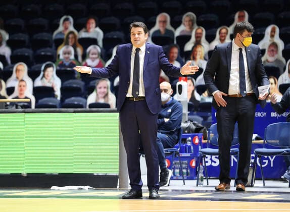 Löwen Braunschweig vs Berlin, BBL Braunschweig, 17 01 2021, BASKETBALL easyCredit BBL Basketball Bundesliga, Löwen Braunschweig vs Alba Berlin, season 2020 21 head coach Aito Garcia Reneses Alba Berlin Braunschweig