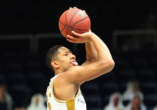 Löwen Braunschweig vs Berlin, BBL Braunschweig, 17 01 2021, BASKETBALL easyCredit BBL Basketball Bundesliga, Löwen Braunschweig vs Alba Berlin, season 2020 21 Karim Jallow Löwen Braunschweig Braunschweig
