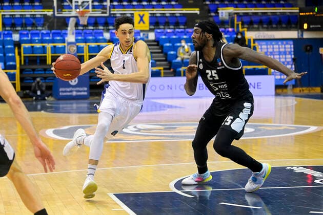 Maxime ROOS (Metropolitans 92) vs THOMAS RASHAWN (Partizan Belgrade) BASKETBALL : Metropolitans 92 vs Partizan de Belgrade - EuroCup Top 16 - 19 01 2021 JBAutissier Panoramic 